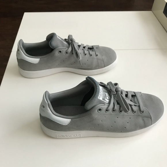 adidas stan smith charcoal suede